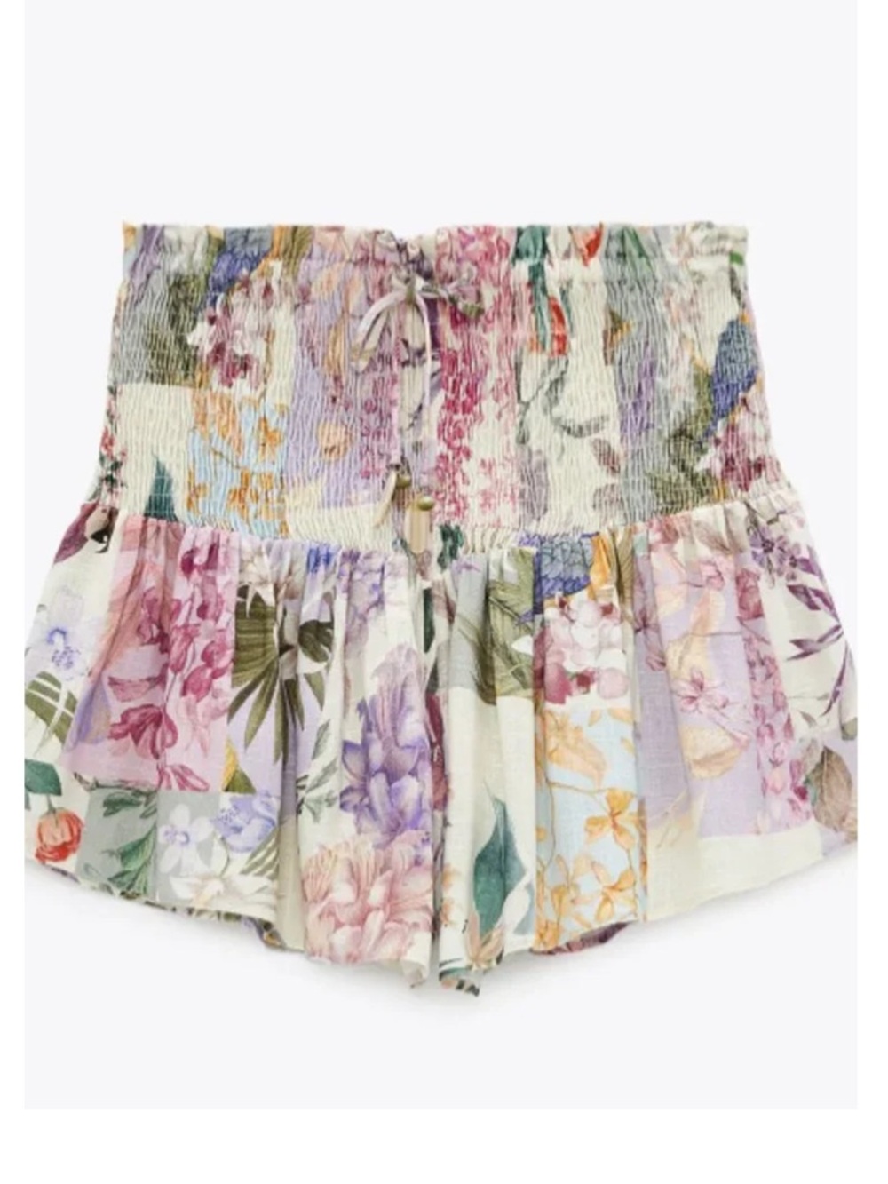 Zara Multicolor Floral Tiered Shorts in Cream, Purple, Yellow - Size XS